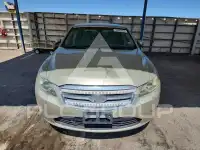 2010 Ford TAURUS photo