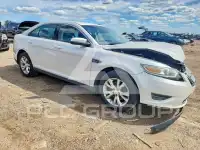2010 Ford TAURUS фото