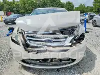2010 Ford TAURUS фото