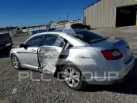 2010 Ford TAURUS фото