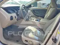 2010 Ford TAURUS photo