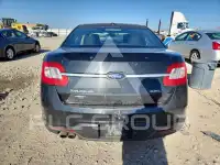 2010 Ford TAURUS фото