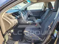2010 Ford TAURUS фото