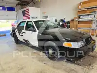 2010 Ford CROWN фото