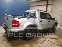 2010 Ford EXPLORER фото