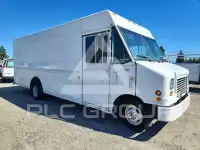2010 Ford E-450 фото
