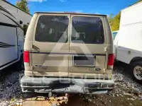 2010 Ford ECONOLINE фото