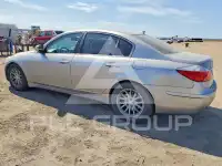 2010 Hyundai Genesis photo