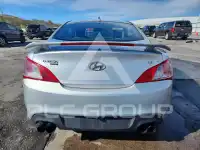 2010 Hyundai Genesis фото