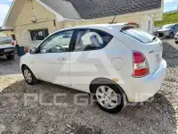 2010 Hyundai Accent фото
