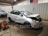 2010 Hyundai Accent фото