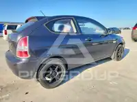 2010 Hyundai Accent фото