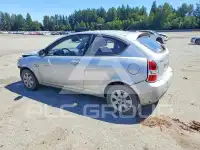 2010 Hyundai Accent фото