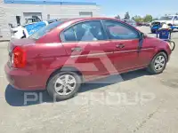 2010 Hyundai Accent photo