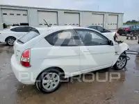 2010 Hyundai Accent фото