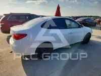 2010 Hyundai Elantra photo
