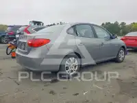 2010 Hyundai Elantra photo