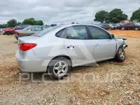 2010 Hyundai Elantra photo