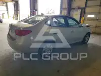 2010 Hyundai Elantra photo