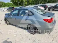 2010 Hyundai Elantra photo
