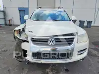 2010 Volkswagen Touareg фото
