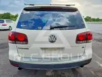 2010 Volkswagen Touareg фото