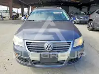 2010 Volkswagen Passat фото