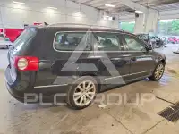 2010 Volkswagen Passat photo