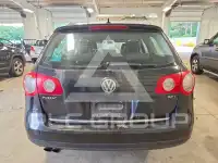 2010 Volkswagen Passat photo
