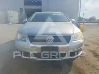 2010 Volkswagen Passat фото