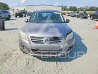 2010 Volkswagen Tiguan фото