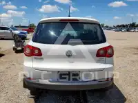 2010 Volkswagen Tiguan фото