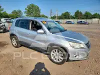 2010 Volkswagen Tiguan фото