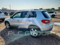 2010 Volkswagen Tiguan фото
