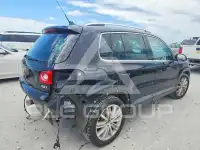 2010 Volkswagen Tiguan фото