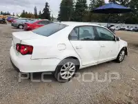 2010 Volkswagen Jetta photo