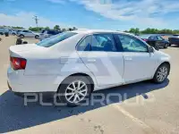 2010 Volkswagen Jetta фото