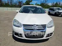 2010 Volkswagen Jetta фото