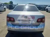 2010 Volkswagen Jetta photo