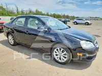 2010 Volkswagen Jetta photo