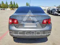2010 Volkswagen Jetta photo