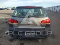 2010 Volkswagen GOLF photo
