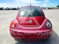 2010 Volkswagen BEETLE фото