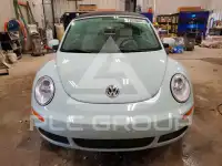 2010 Volkswagen BEETLE фото