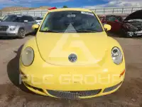 2010 Volkswagen BEETLE фото