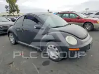 2010 Volkswagen BEETLE фото