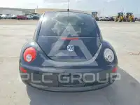 2010 Volkswagen BEETLE photo