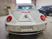2010 Volkswagen BEETLE фото