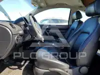2010 Volkswagen BEETLE photo