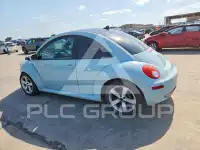 2010 Volkswagen BEETLE фото
